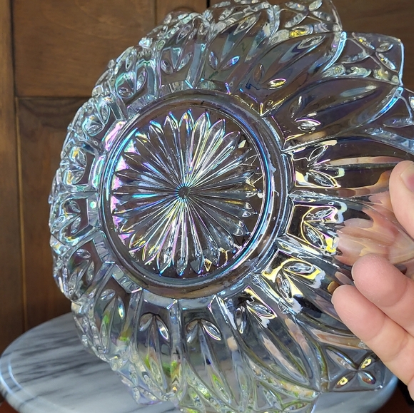 Carnival Glass Bowl - Picture 14 of 14